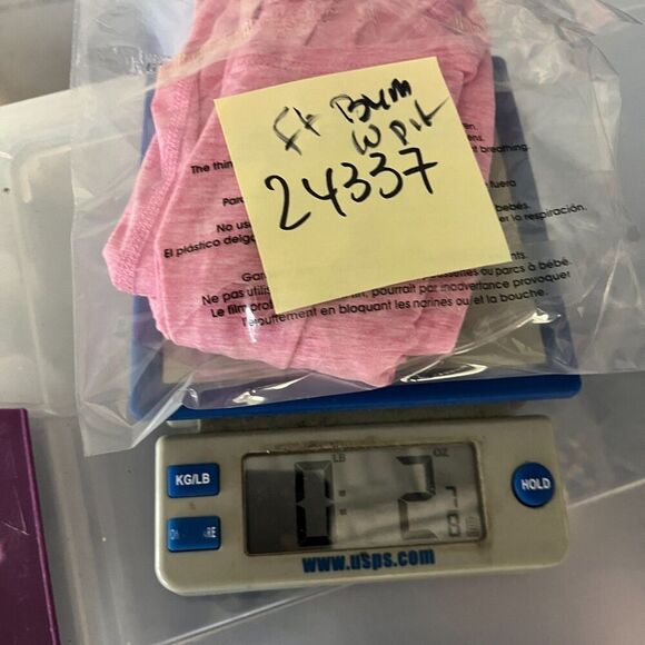 Lululemon Pink Twist Open Back Tank Top Pink Loose Fit Lightweight Yoga 4 FLAW - Picture 9 of 10